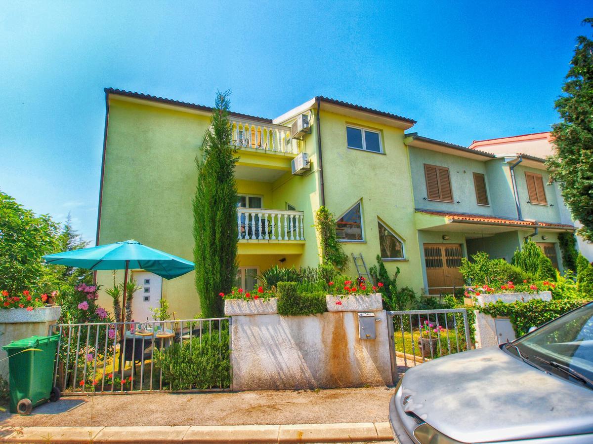 Apartments Milica 56 Pula Exterior foto