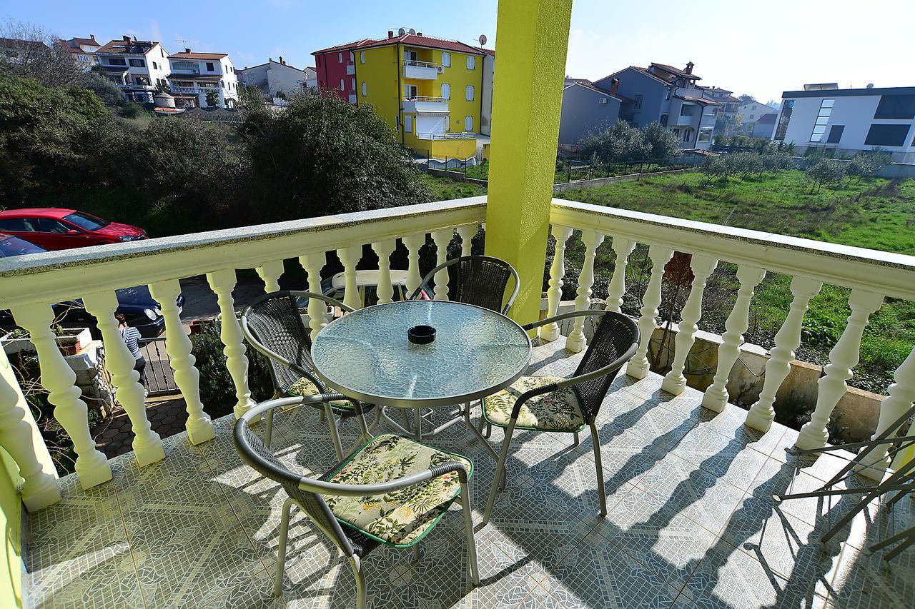 Apartments Milica 56 Pula Exterior foto