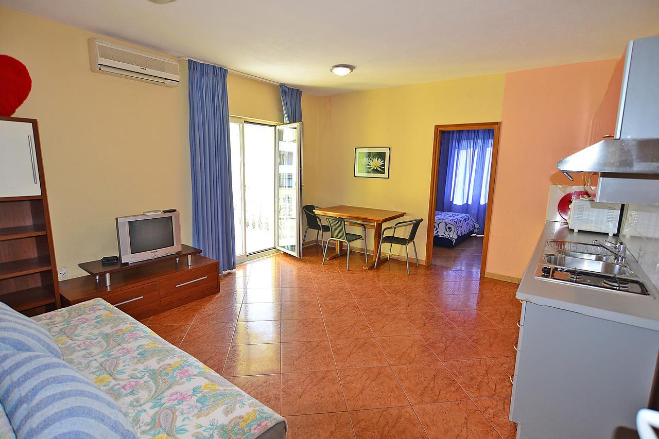 Apartments Milica 56 Pula Exterior foto