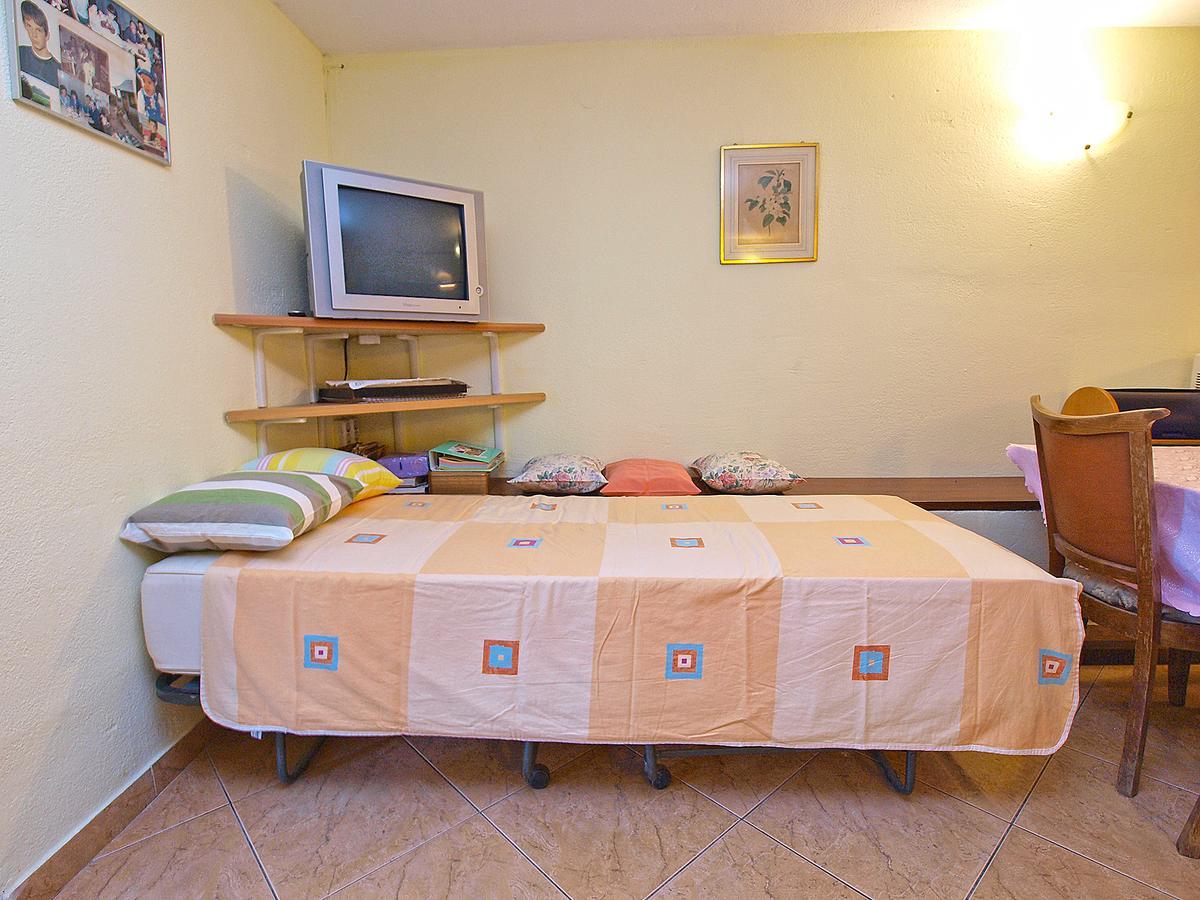 Apartments Milica 56 Pula Exterior foto