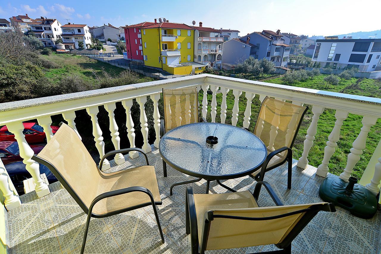 Apartments Milica 56 Pula Exterior foto