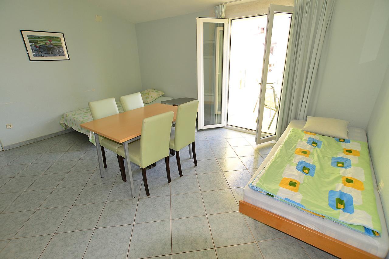 Apartments Milica 56 Pula Exterior foto